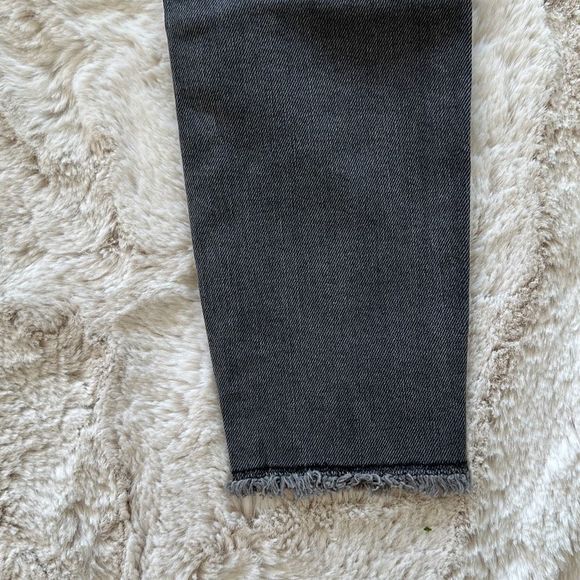 Good American Good Curve Skinny Crop Jeans Size 00/24 - Picture 9 of 9